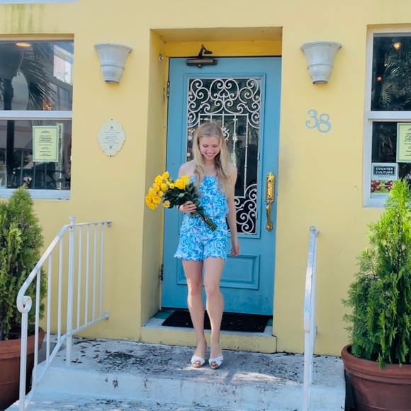 Enchanté - Picture 1 of 1